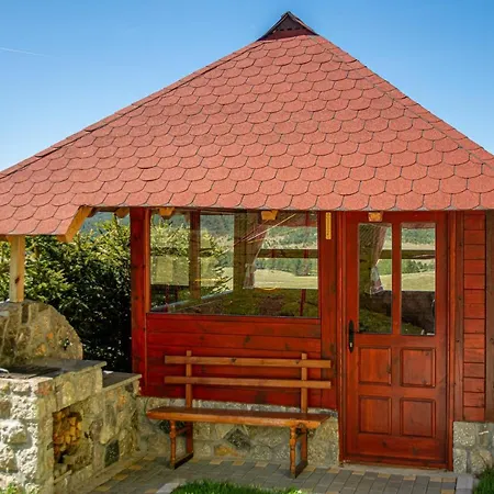 Vikendice Porodice Smiljanic *