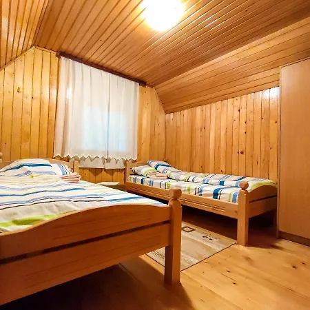 Vikendice Porodice Smiljanic *