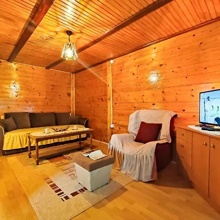 Vikendice Porodice Smiljanic *