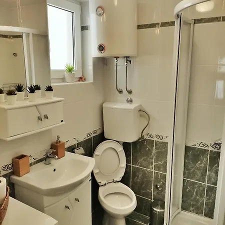 Vikendice Porodice Smiljanic * Zlatibor